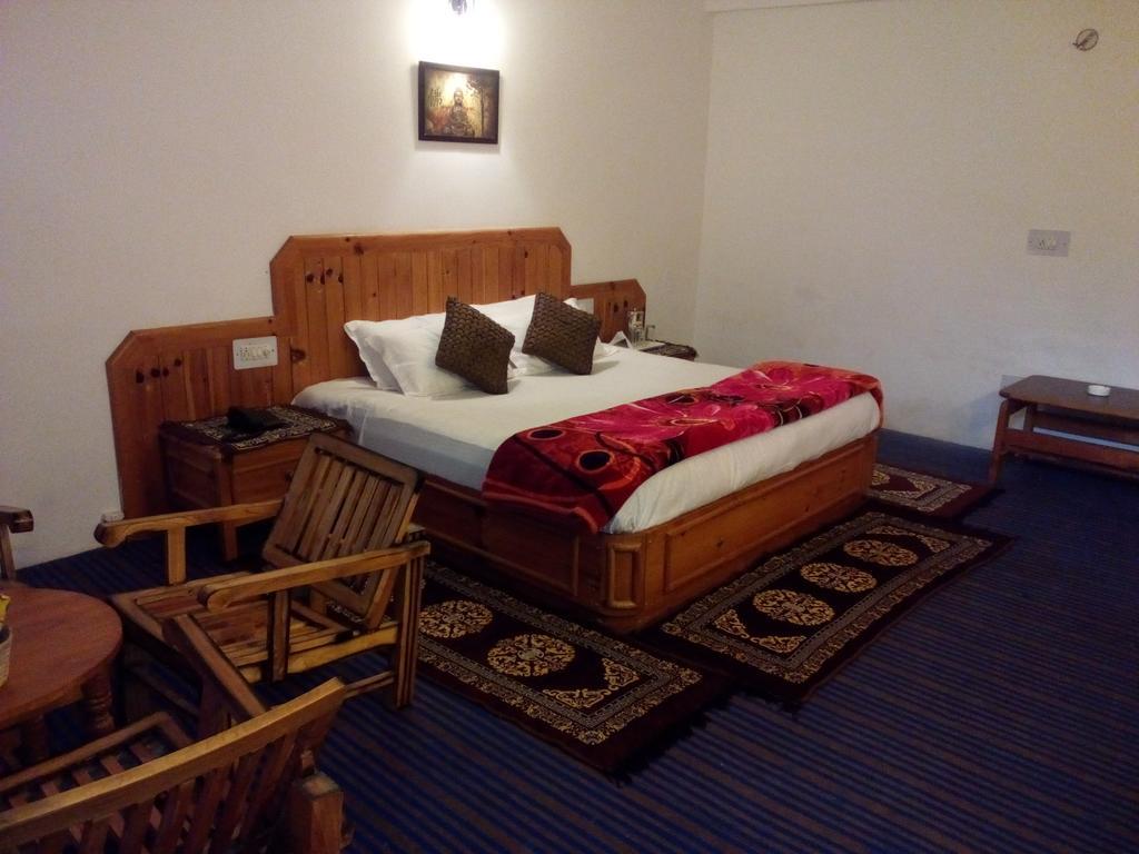 Akash Hills Hotel Manāli Exterior foto