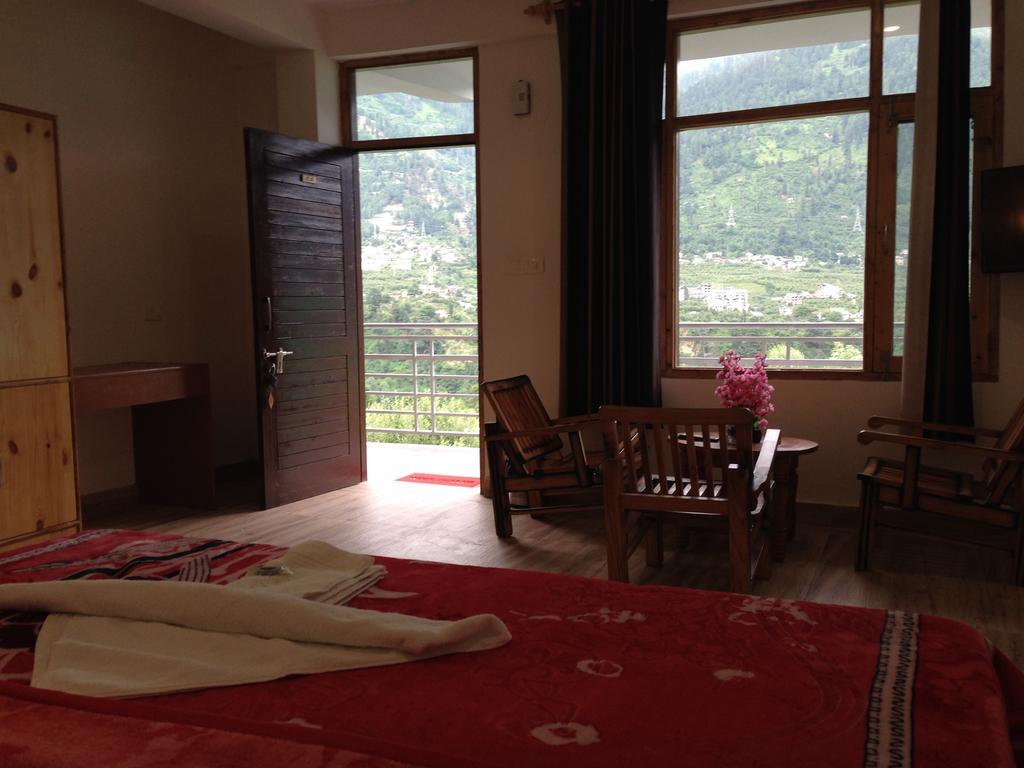 Akash Hills Hotel Manāli Exterior foto